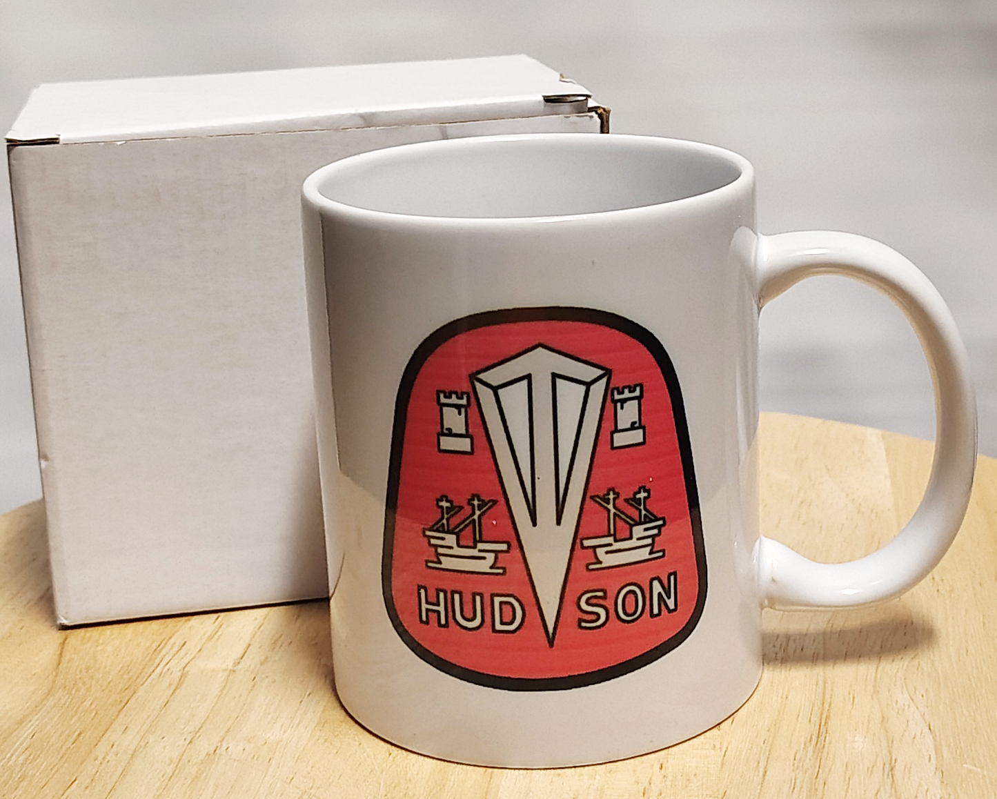 HET Club - Hudson-Essex-Terraplane Club  CHICAGO MILWAUKEE Logo Coffee Mug