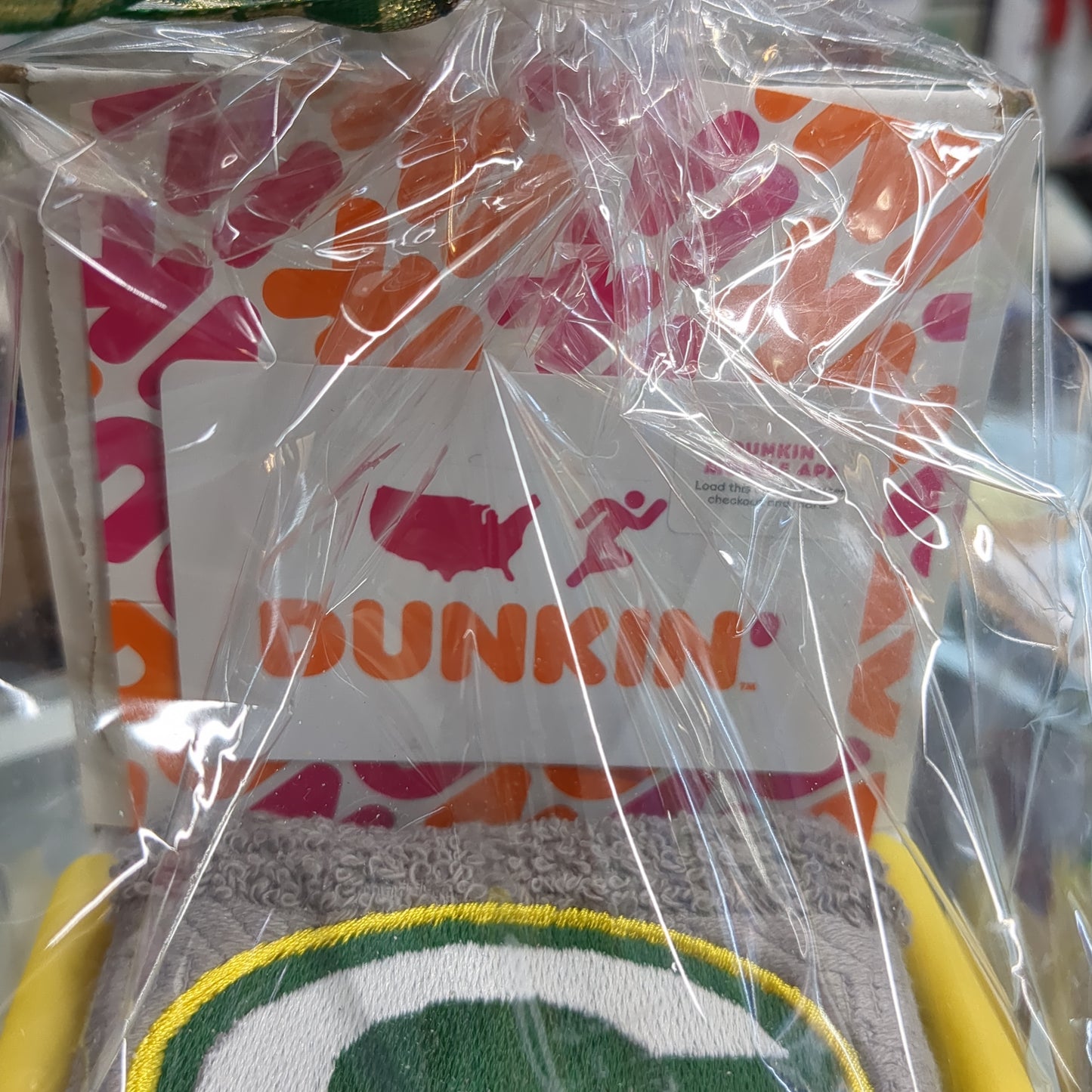 Gift basket with card Green Bay Packers embroidered hand towel with