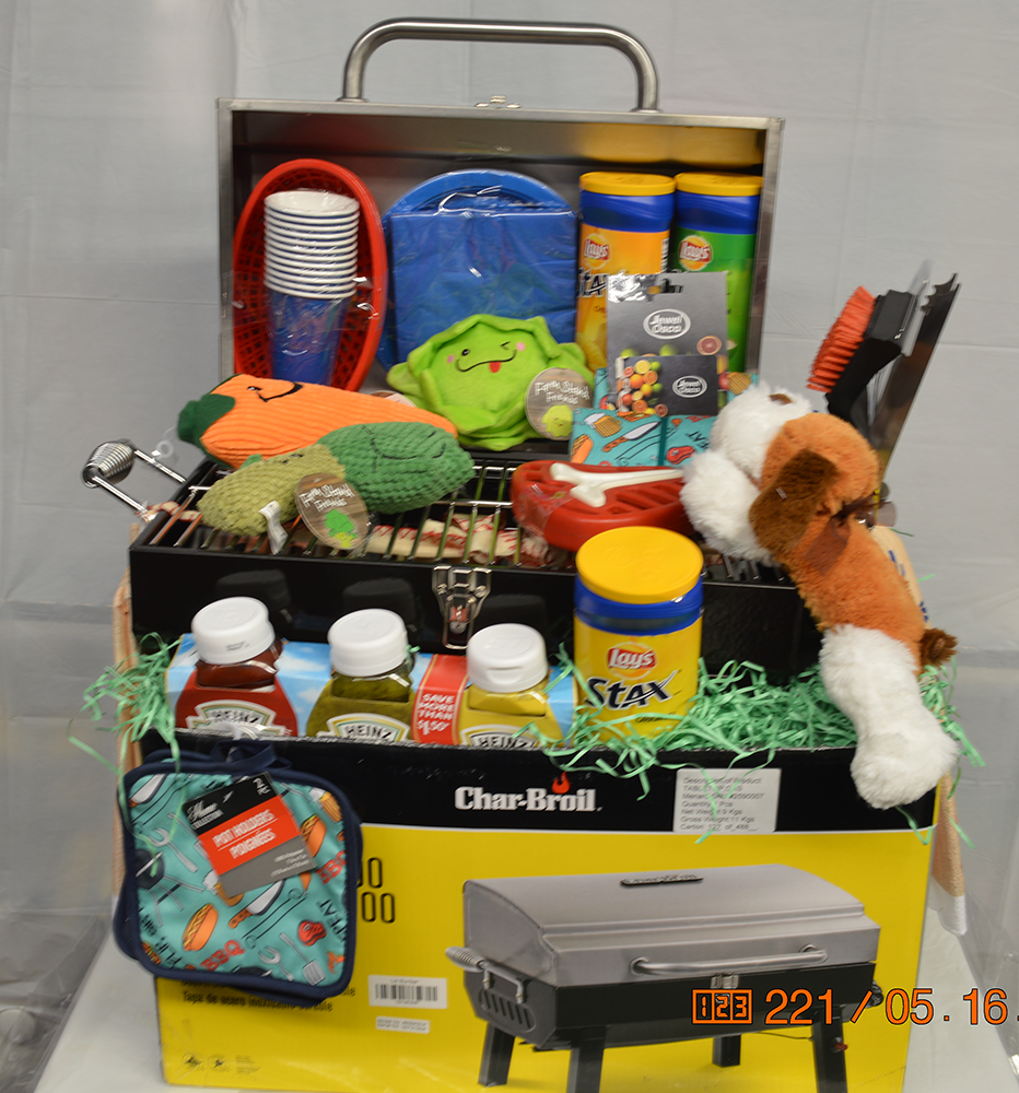 Gift Basket: BBQ Grill - PICK UP AT LANSING STORE ONLY